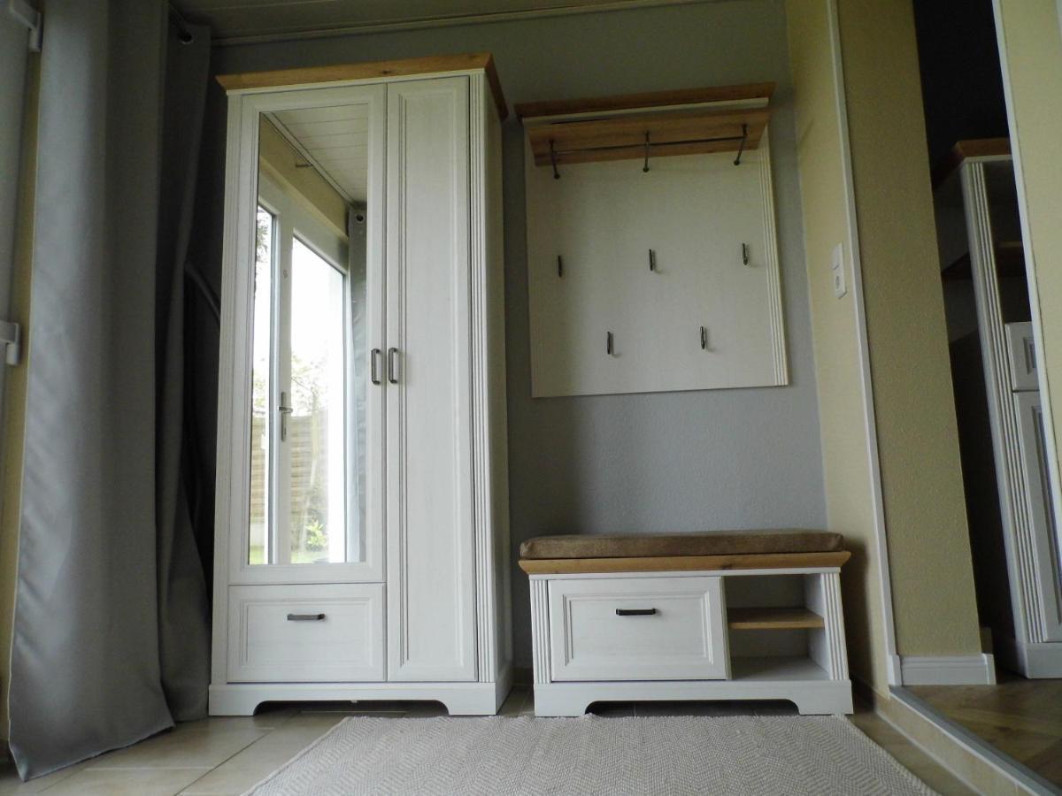 Ferienwohnung Seerose Neppermin Exteriör bild