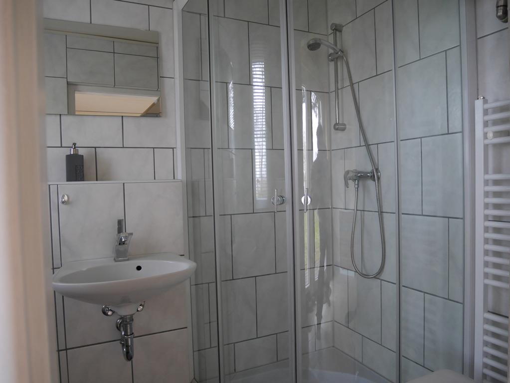 Ferienwohnung Seerose Neppermin Exteriör bild