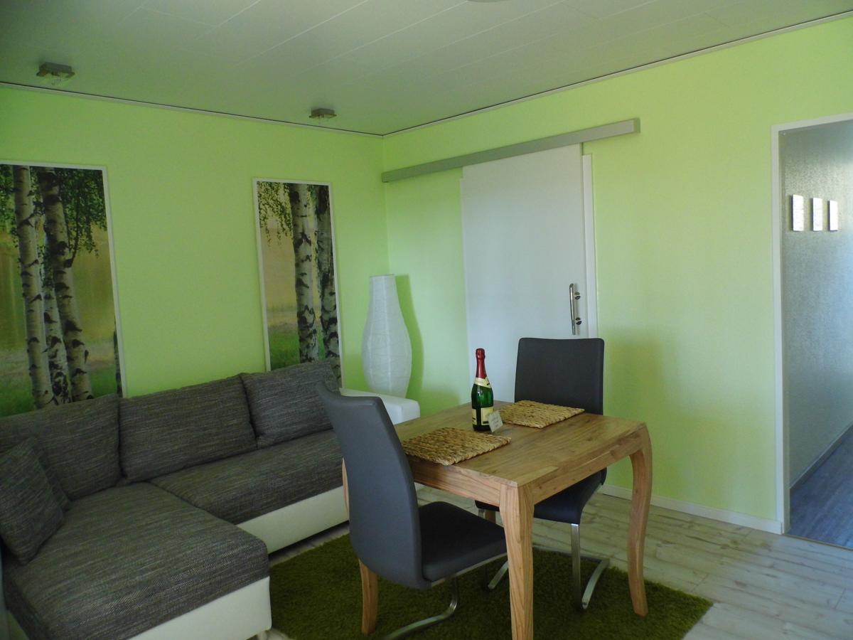 Ferienwohnung Seerose Neppermin Exteriör bild